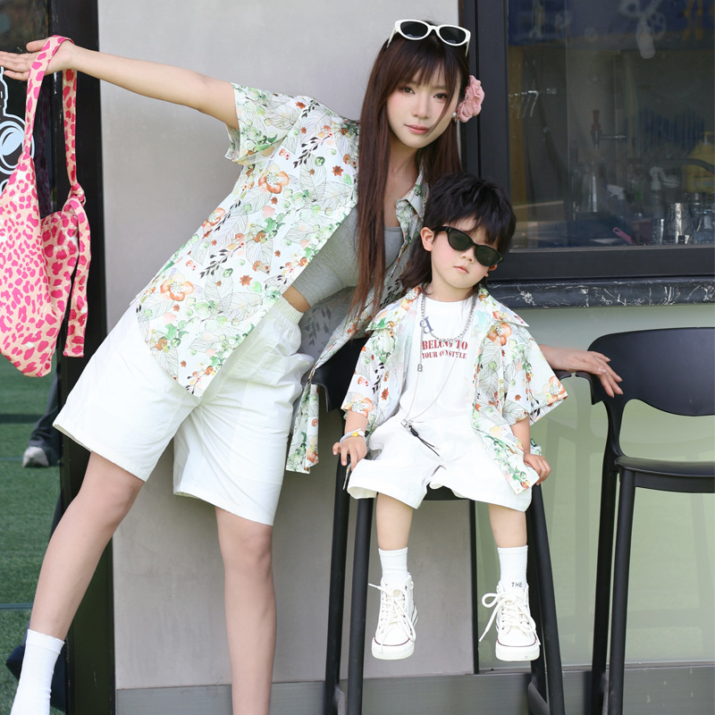 Camisa floral pai-filho com ap - Plant Parent Shirt avaliação e preço
